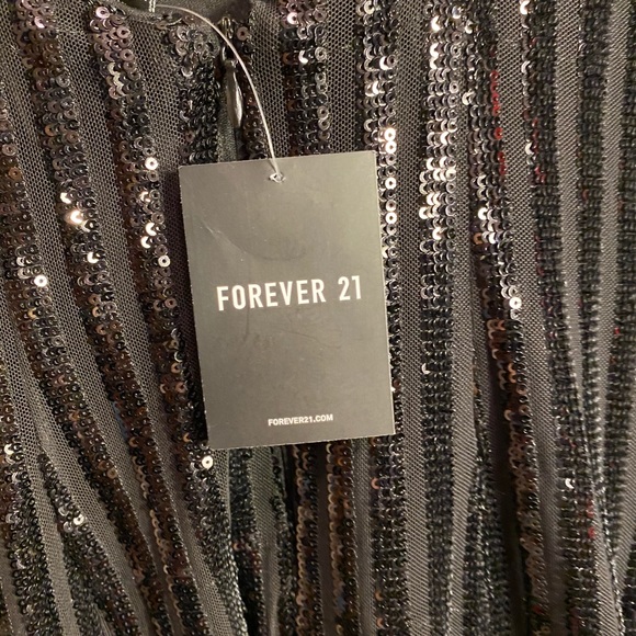 Mini dress - Picture 6 of 7